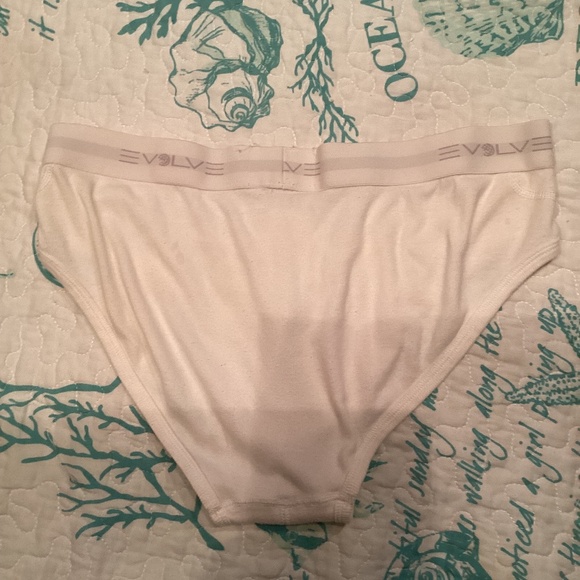 Evolve , white brief, medium - Picture 4 of 4